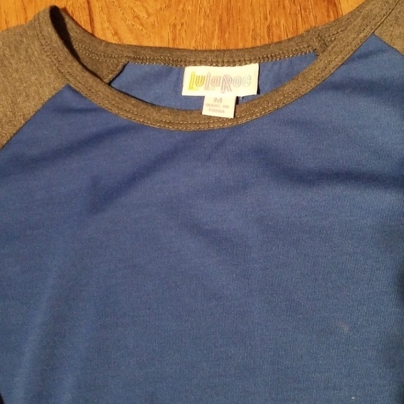 LulaRoe size Med Randy style shirt - Picture 2 of 4